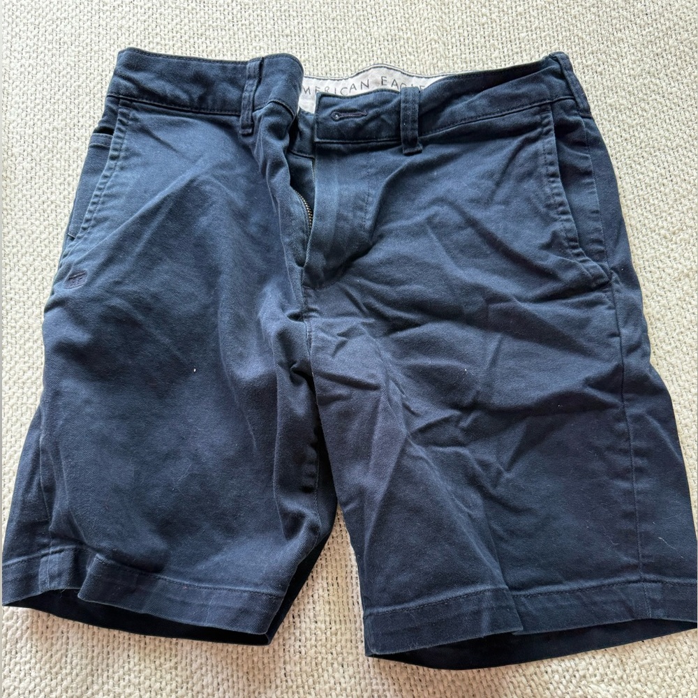 American Eagle Men’s Navy Slim Cotton Khaki Shorts